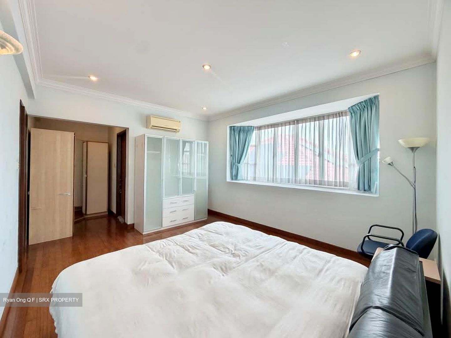 Teachers' Housing Estate (D26), Terrace #585695591